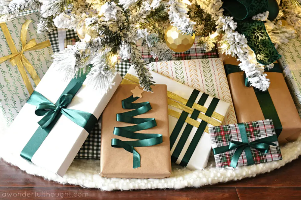 Using Green Ribbon to Make Your Christmas Presents Extra Special